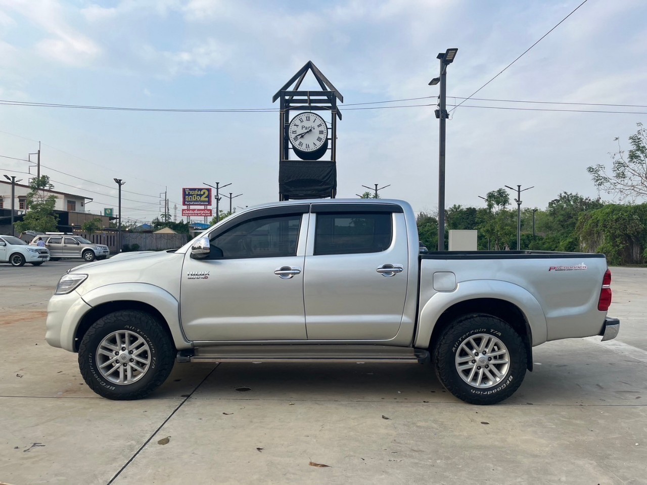 2011 Toyota Hilux Vigo Double cab สีเงิน