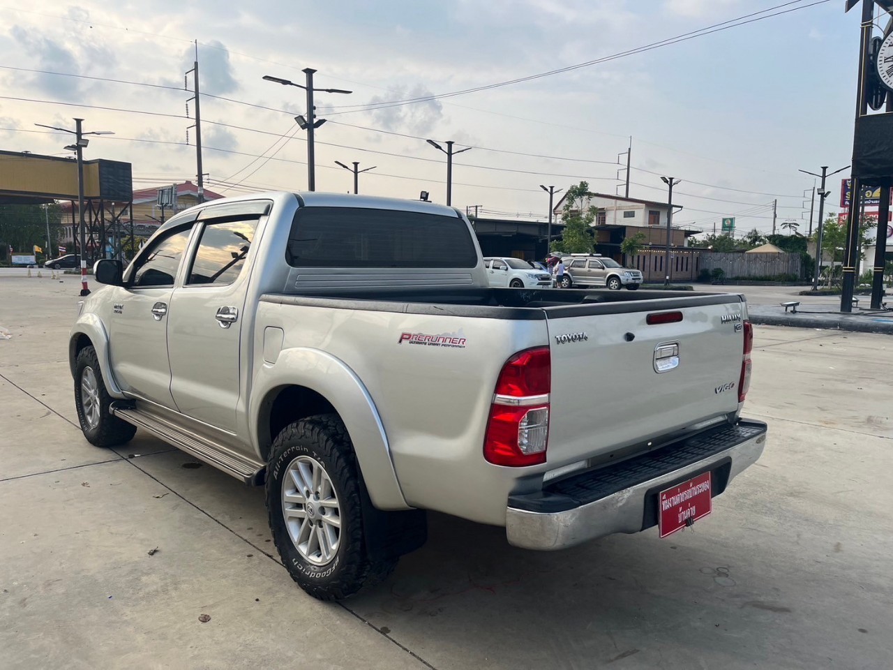 2011 Toyota Hilux Vigo Double cab สีเงิน