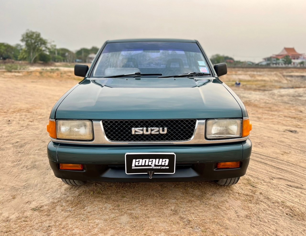 1994 Isuzu TFR90HP หน้าตาข่าย สีเขียว