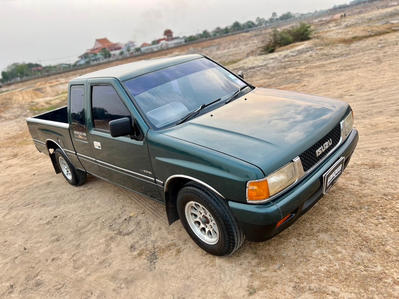 1994 Isuzu TFR90HP หน้าตาข่าย สีเขียว