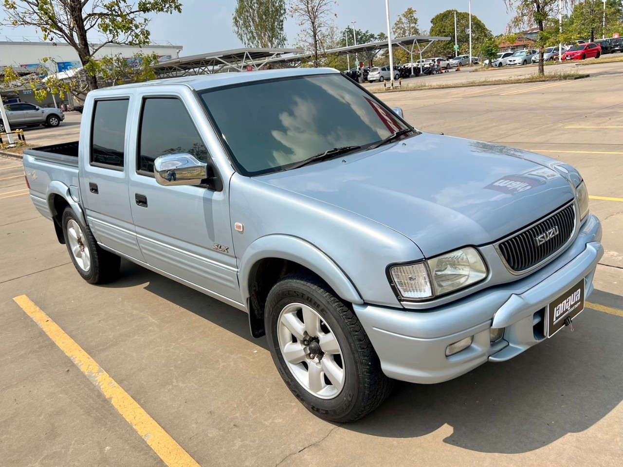 2001 Isuzu DRAGON POWER CAB4 SLX สีเทา