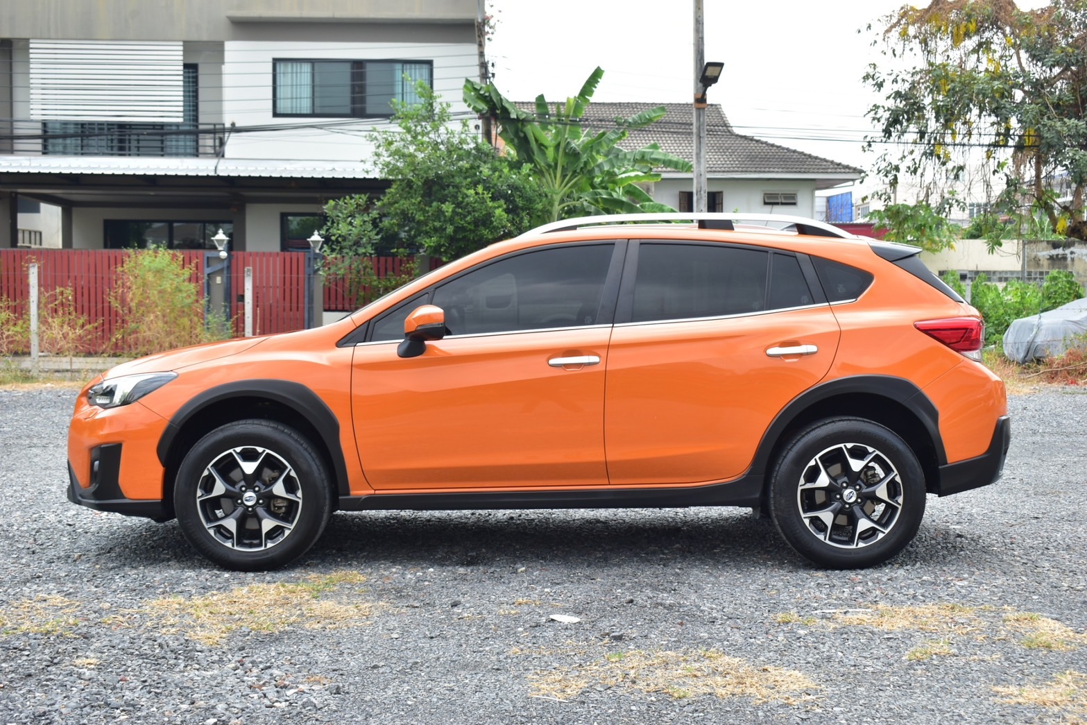 Subaru xv 2.0i-p AWD (ขับ4) เครื่องยนต์ เบนซิน เกียร์ออโต้ ปี 2019 สีส้ม ไมล์ 51,xxx กม.