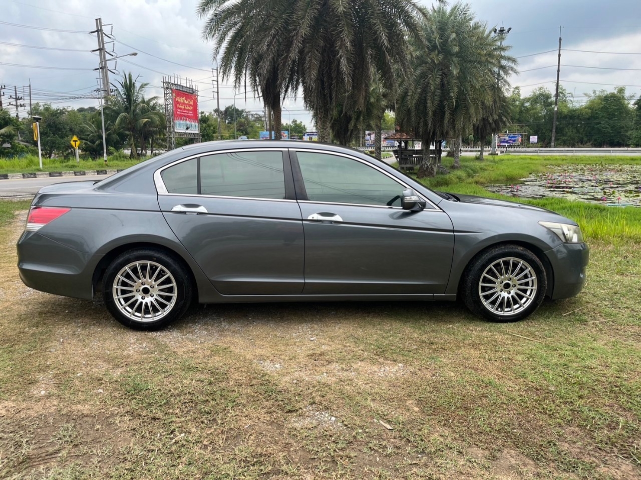 2008 Honda Accord Gen 8 สีเทา