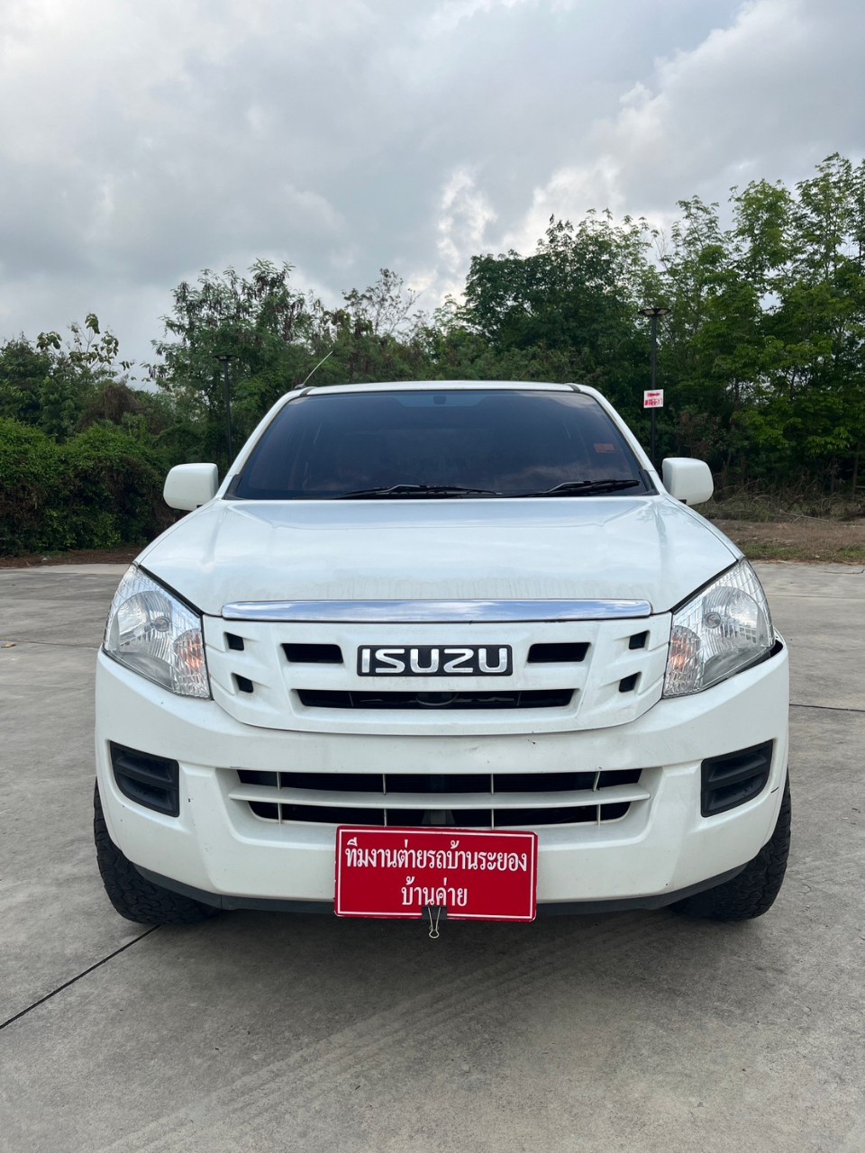 2014 Isuzu D-Max CAB4 สีขาว