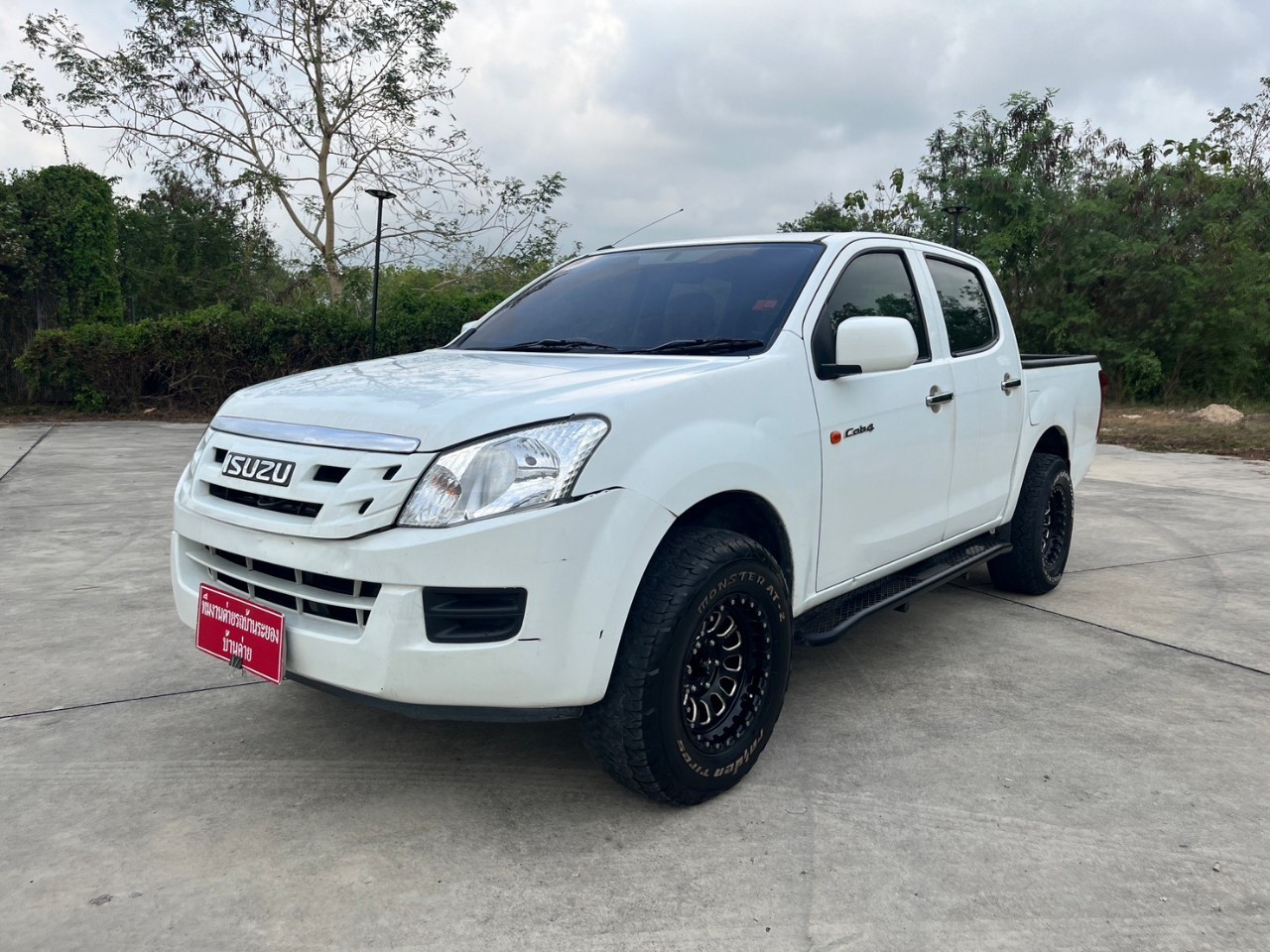 2014 Isuzu D-Max CAB4 สีขาว