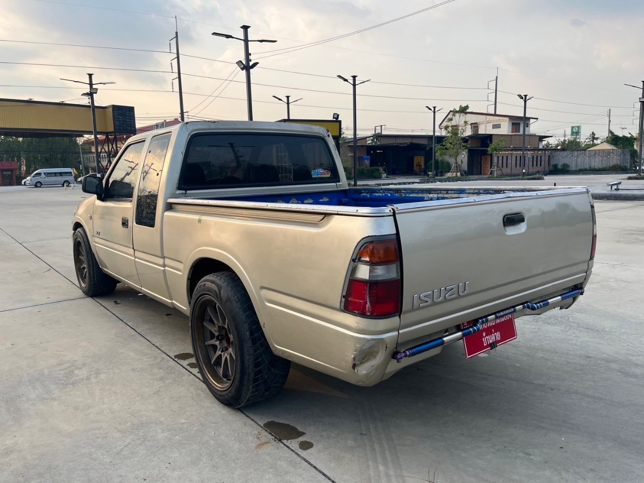 1997 Isuzu DRAGON POWER CAB4 SLX สีน้ำตาล