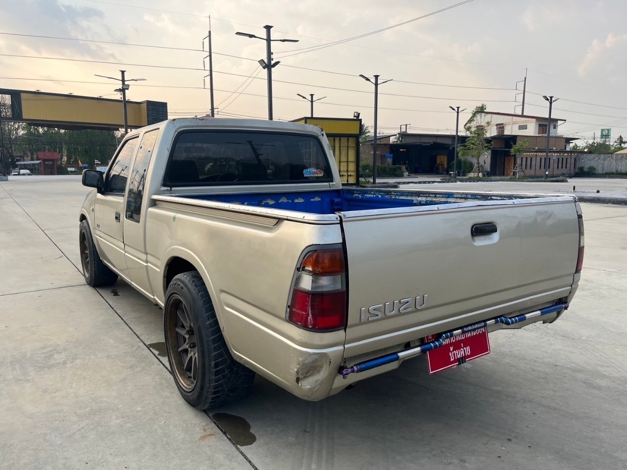 1997 Isuzu DRAGON POWER CAB4 SLX สีน้ำตาล