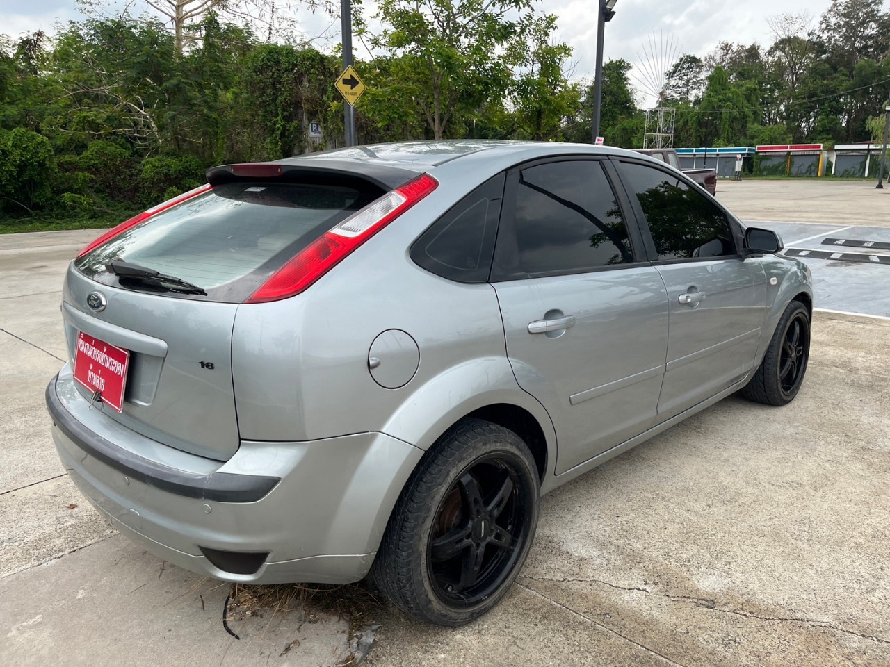 2006 Ford Focus สีเทา