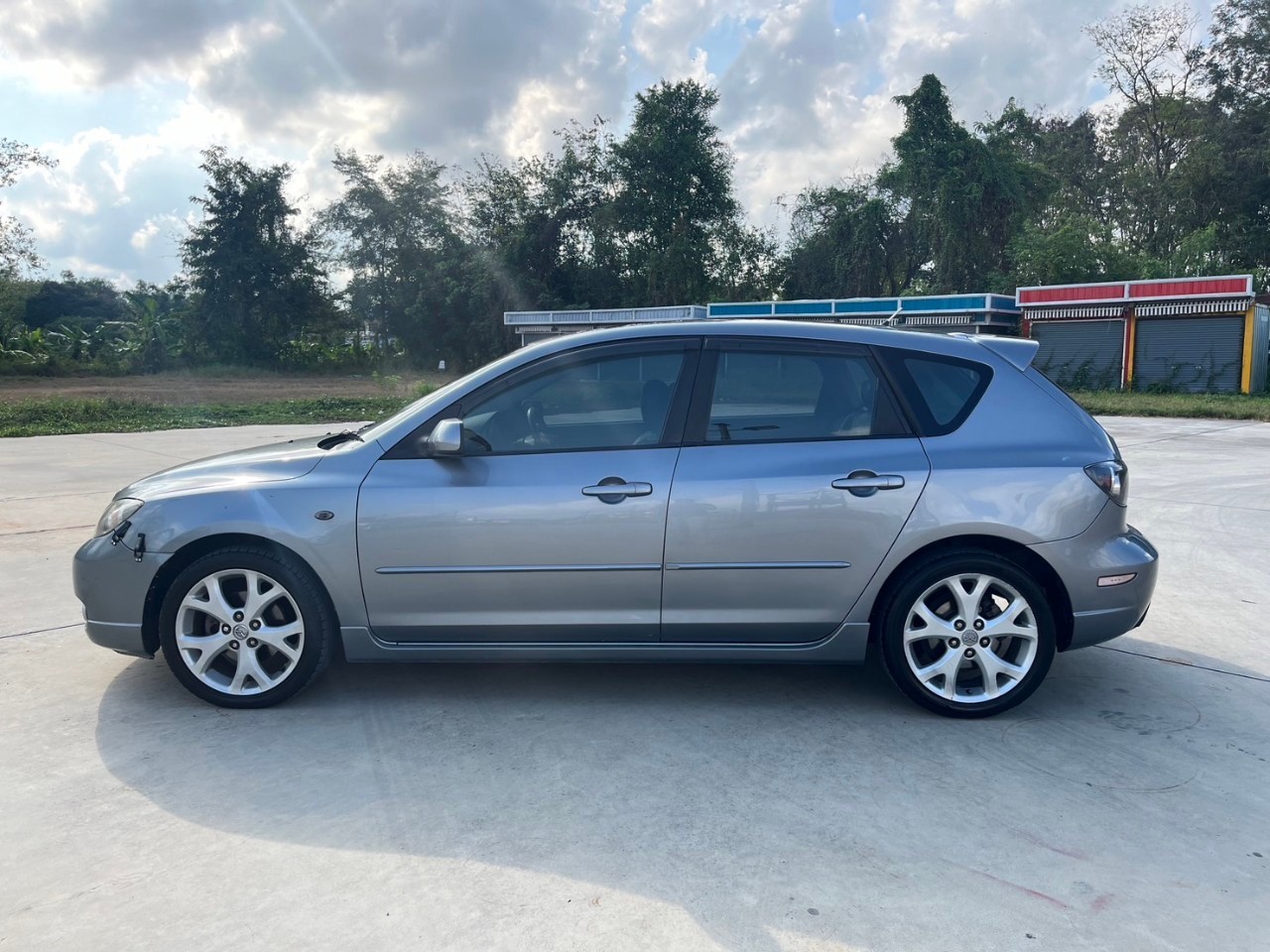 2005 Mazda 3 สีเทา