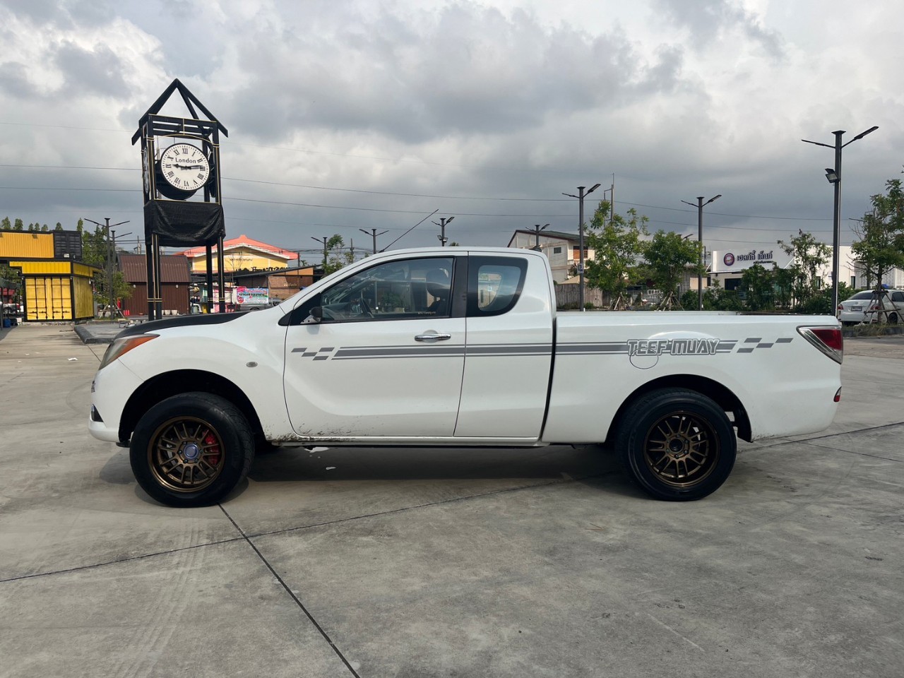 2015 Mazda BT-50 Double Cab สีขาว