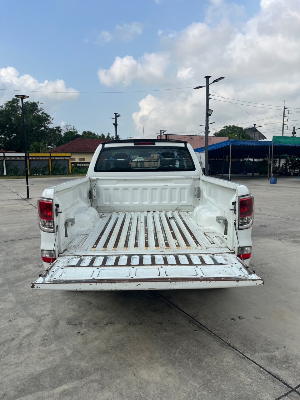 2015 Mazda BT-50 Double Cab สีขาว