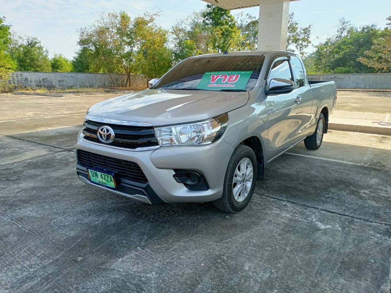 2018 Toyota Hilux Revo Prerunner สีเงิน