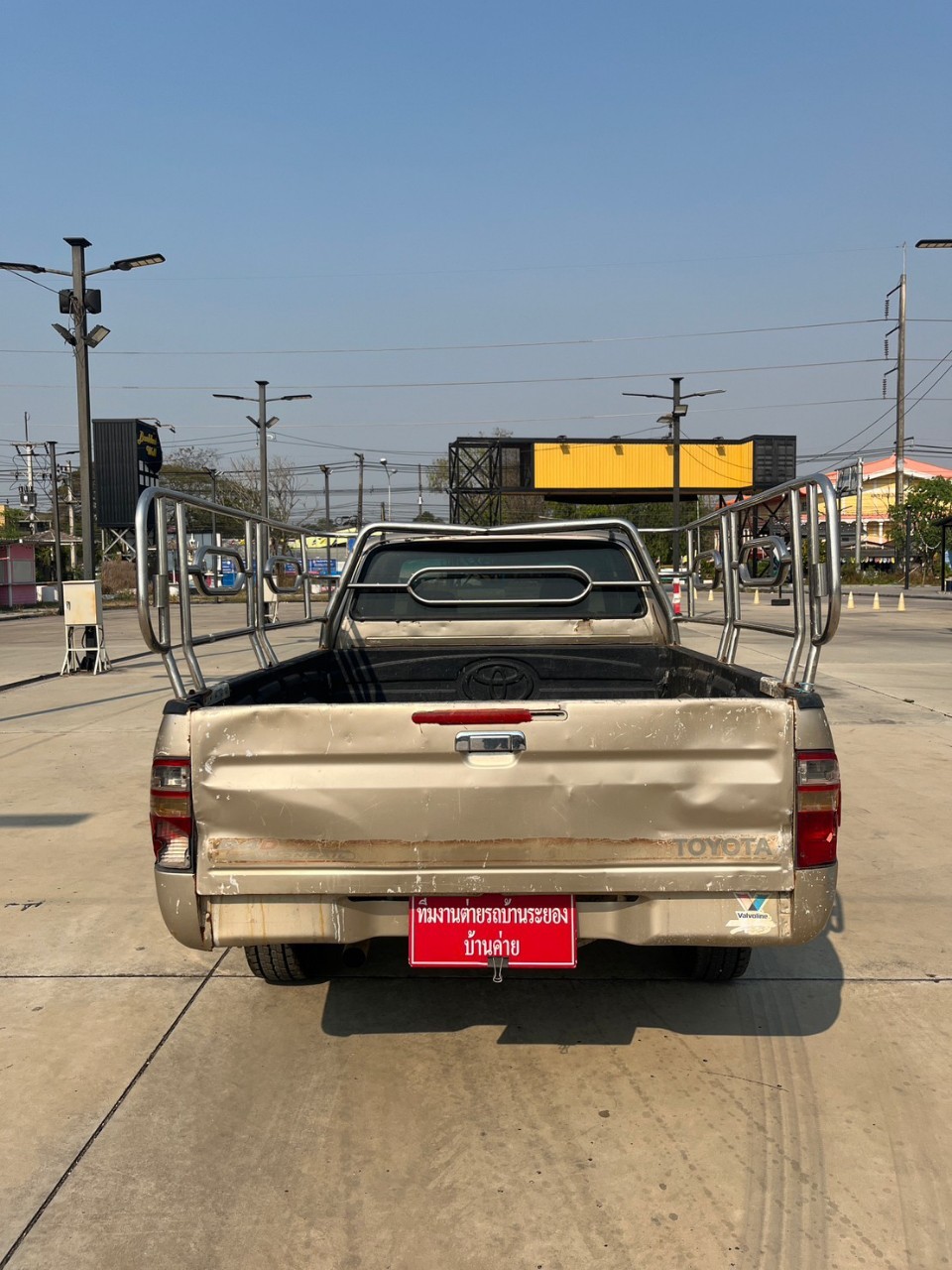 2003 Toyota Tiger 2.5 สีน้ำตาล