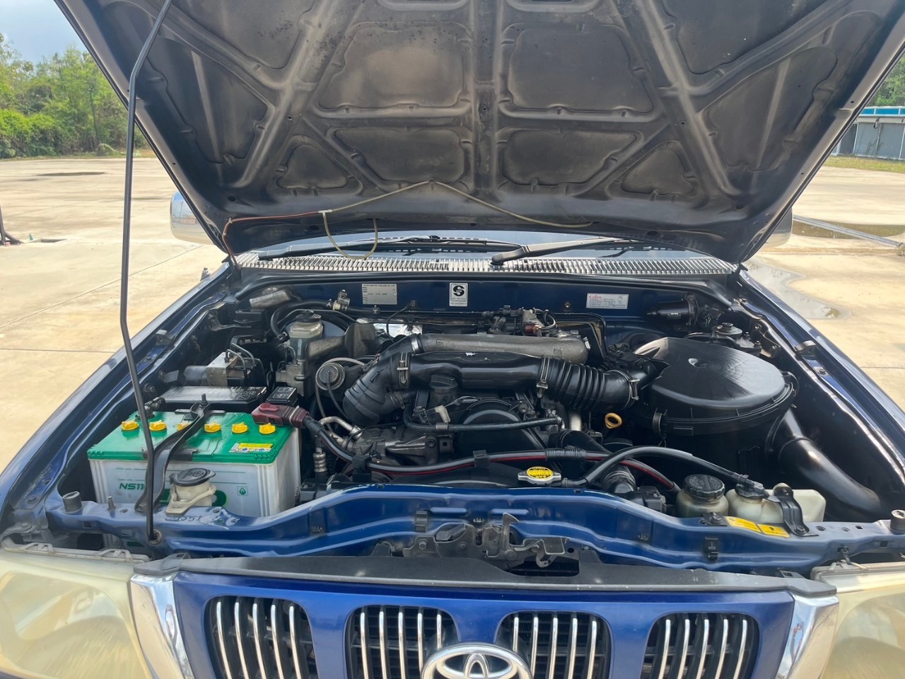 2002 Toyota Tiger SR 2.5 สีน้ำเงิน