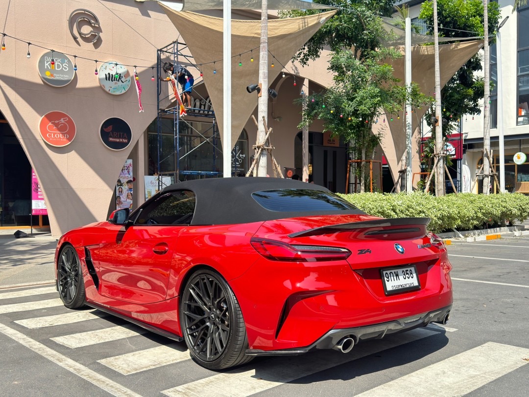 2020 BMW Z4 G29 สีแดง