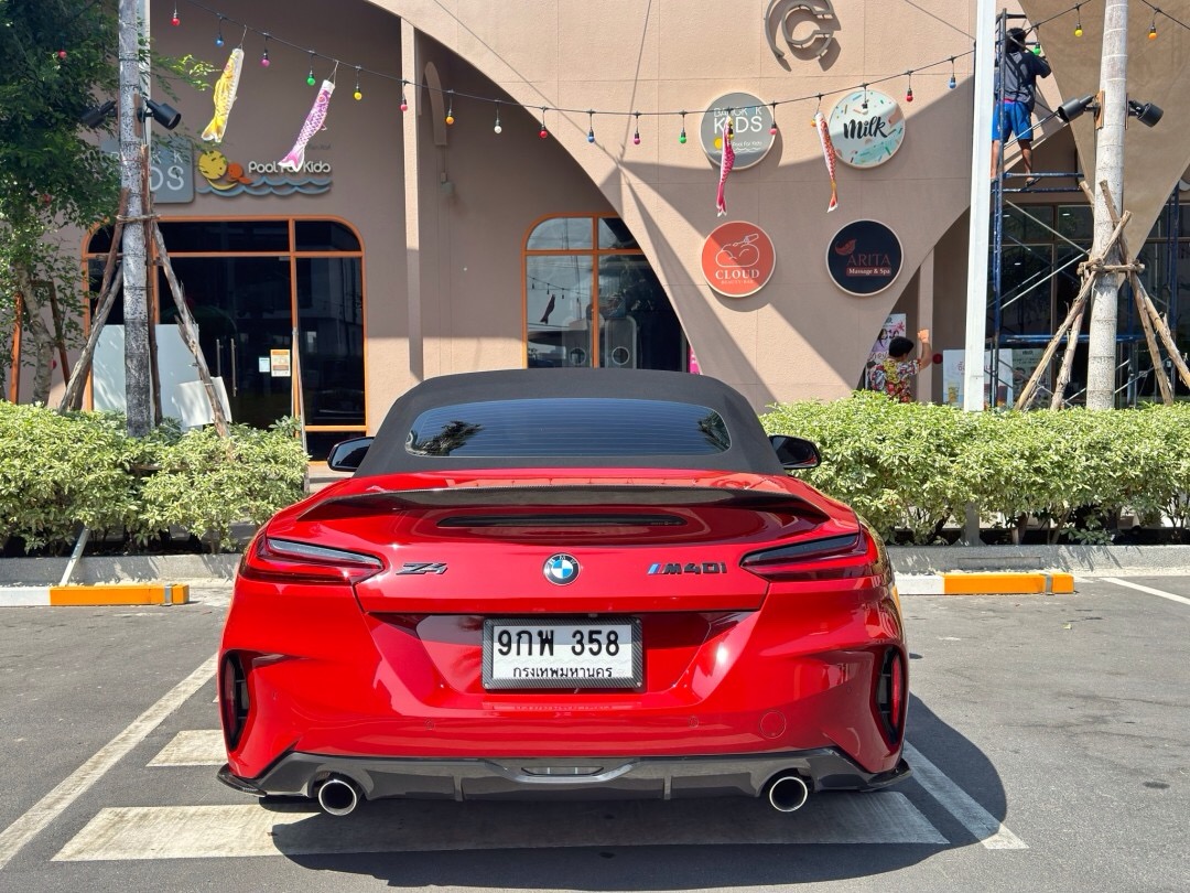 2020 BMW Z4 G29 สีแดง