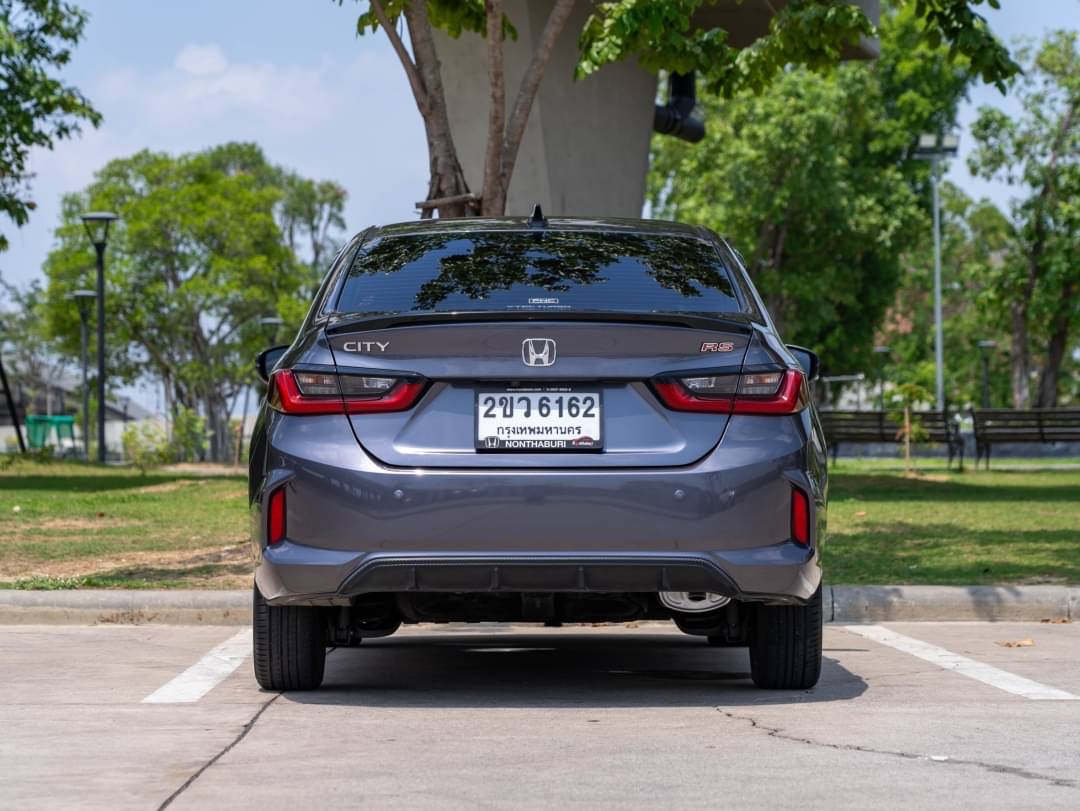 2022 Honda City สีเทา