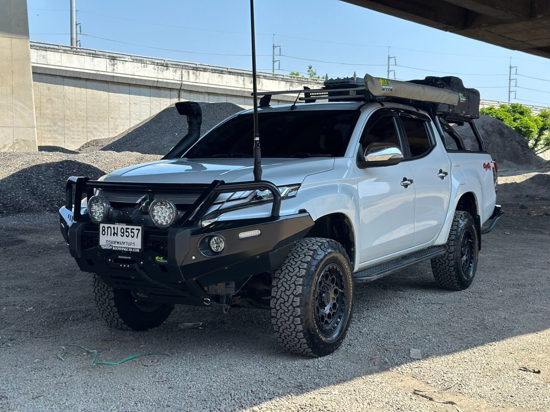 2019 Mitsubishi Triton Double cab plus prime สีขาว