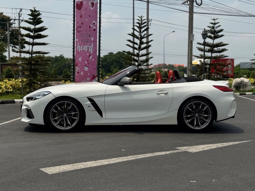 2019 BMW Z4 G29 สีขาว