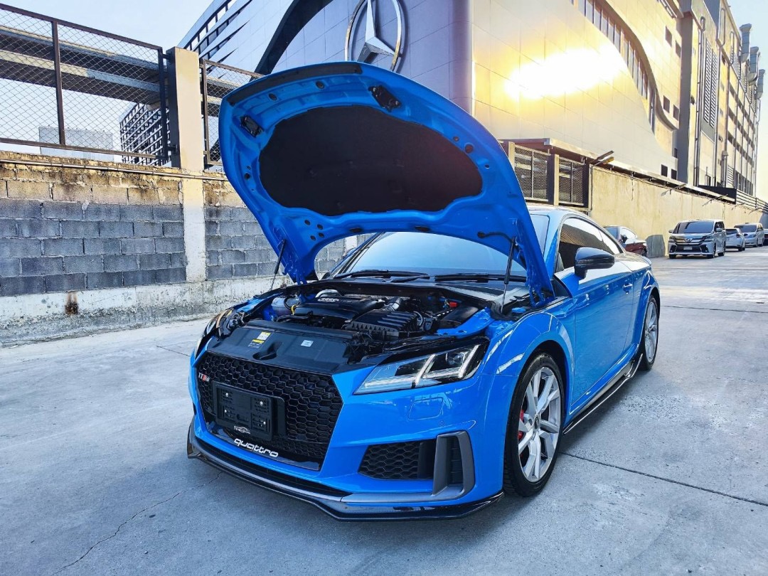 2023 Audi TT สีฟ้า