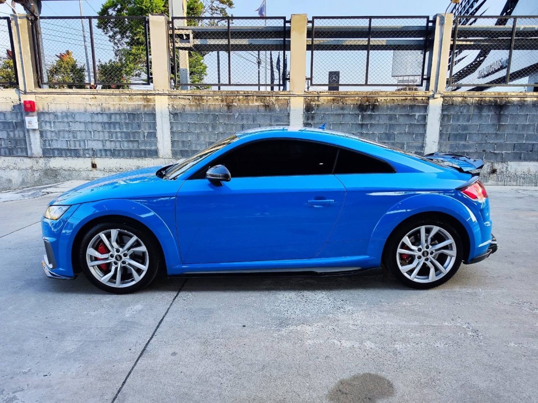 2023 Audi TT สีฟ้า