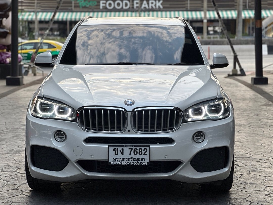 2017 BMW X5 F15 สีขาว