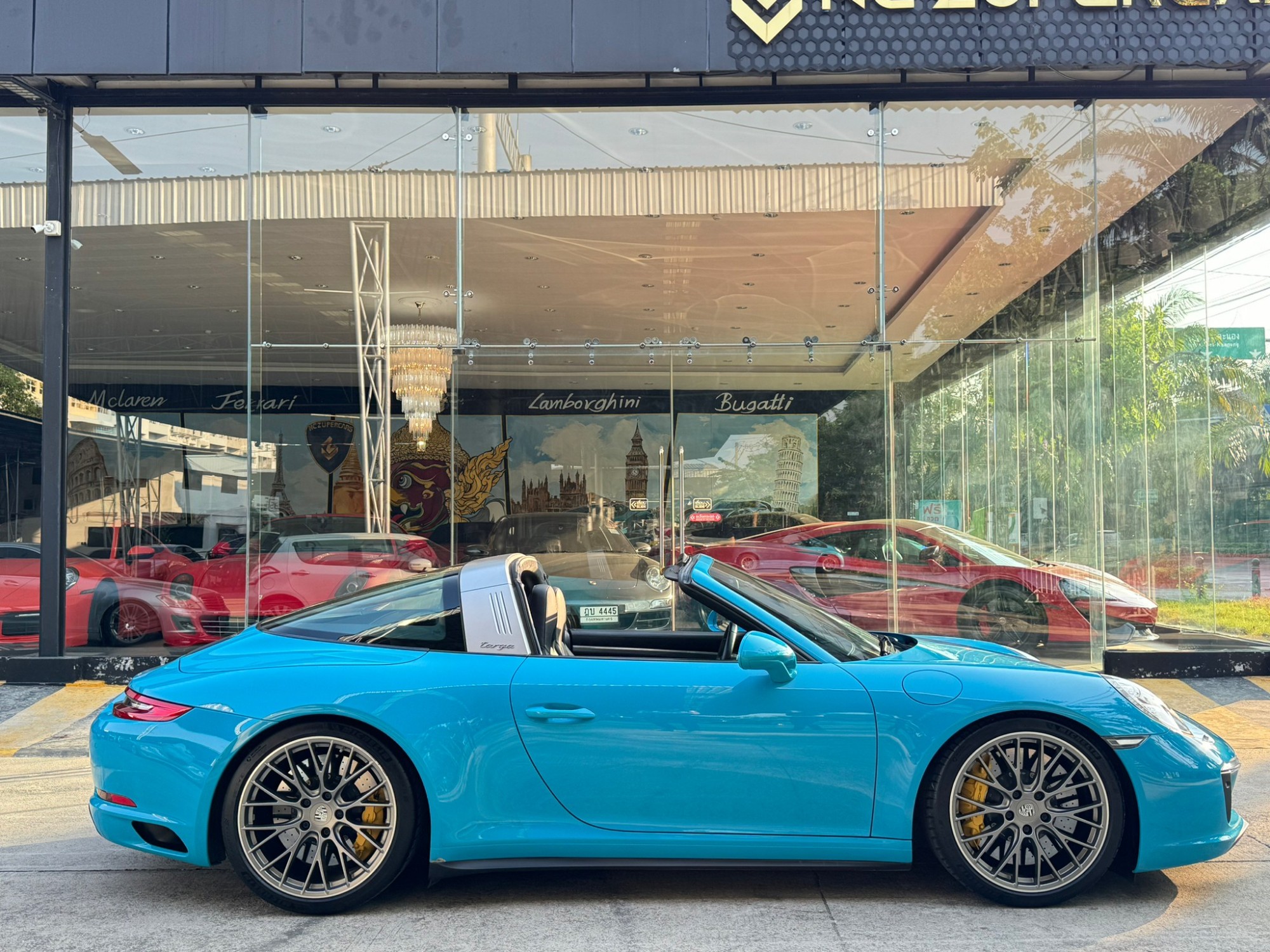 2017 Porsche Carera 991.2 Targa 4S สีฟ้า