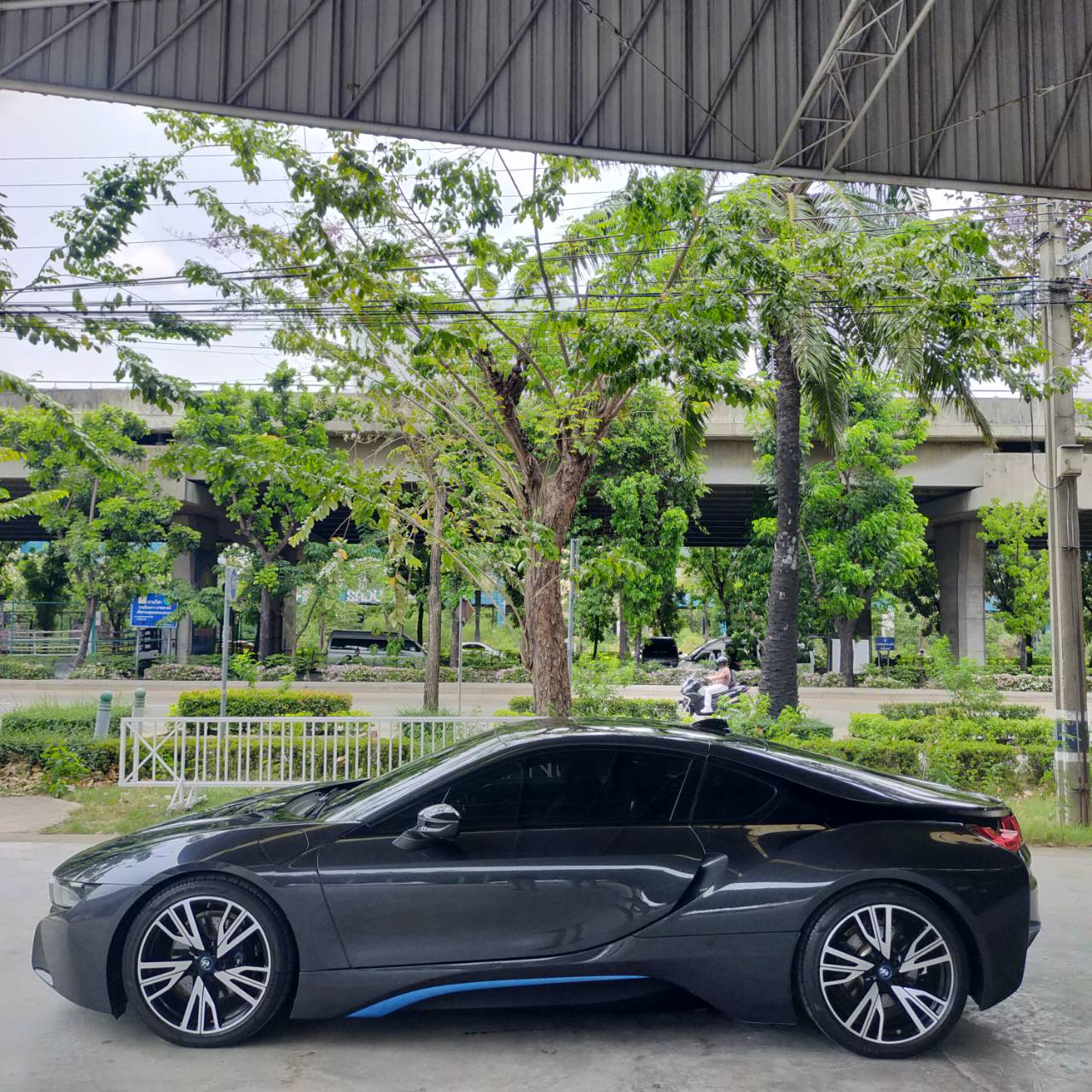 2015 BMW i8 สีดำ