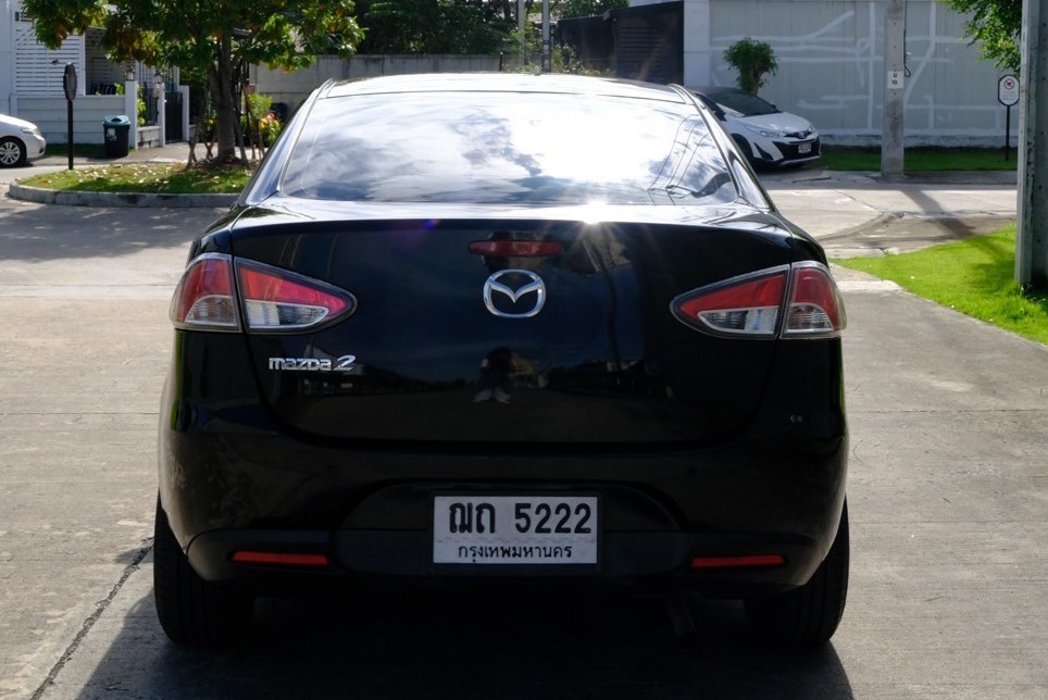 Mazda2 Groove 1.5 ปี2010 auto