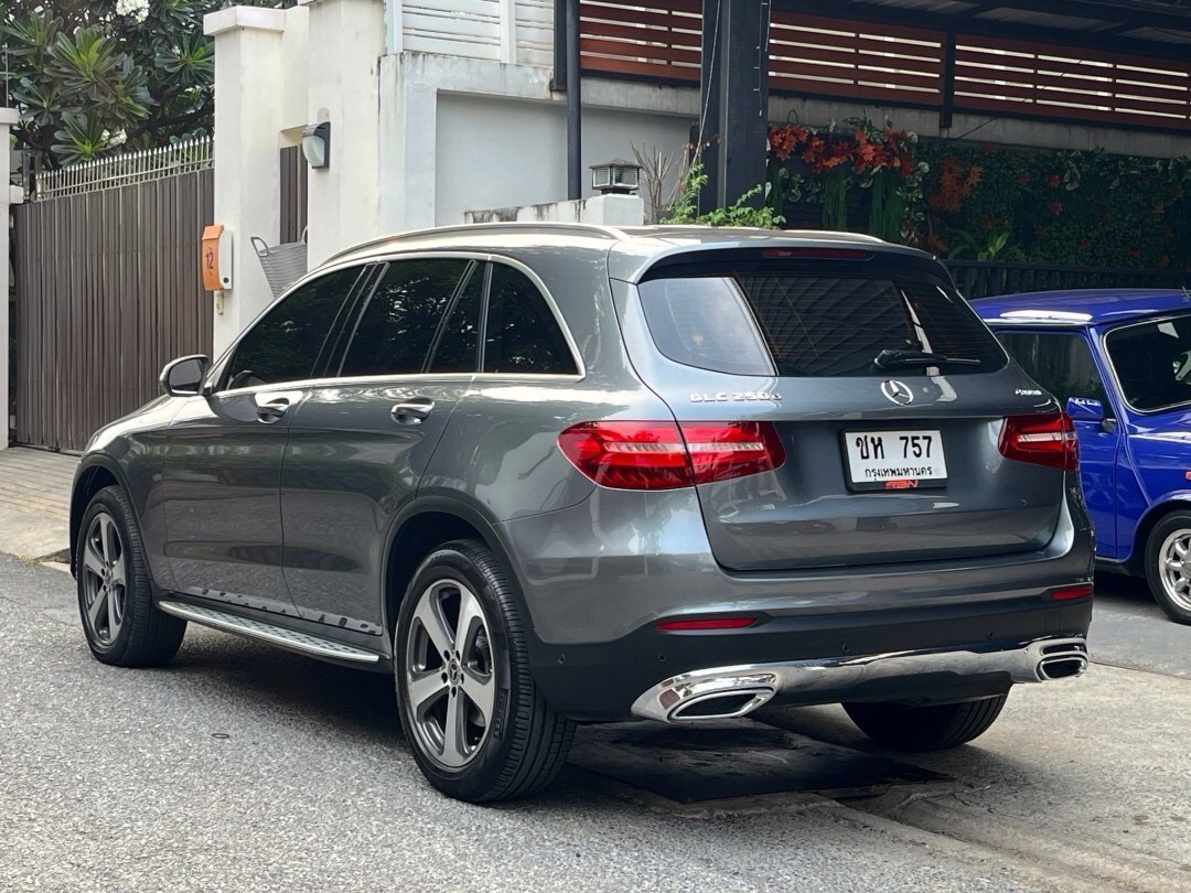 2018 Mercedes-Benz GLC-Class GLC 250 d สีเทา