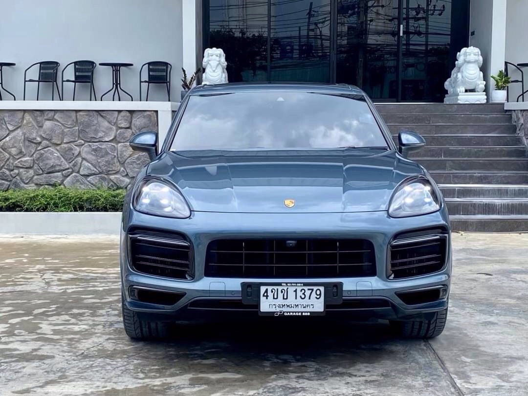 2019 Porsche Cayenne E-Hybrid สีเทา