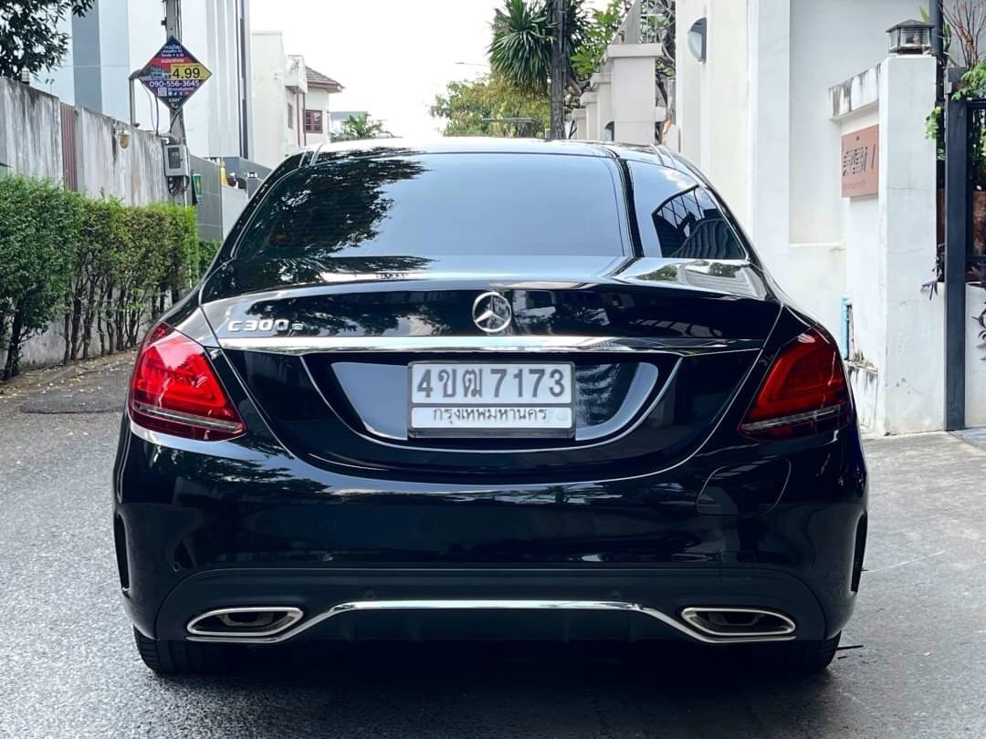 2019 Mercedes-Benz C-Class C 350 e AMG สีดำ