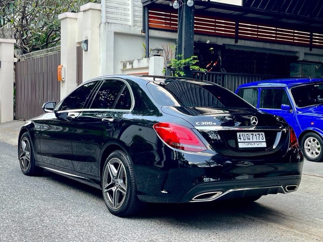 2019 Mercedes-Benz C-Class C 350 e AMG สีดำ