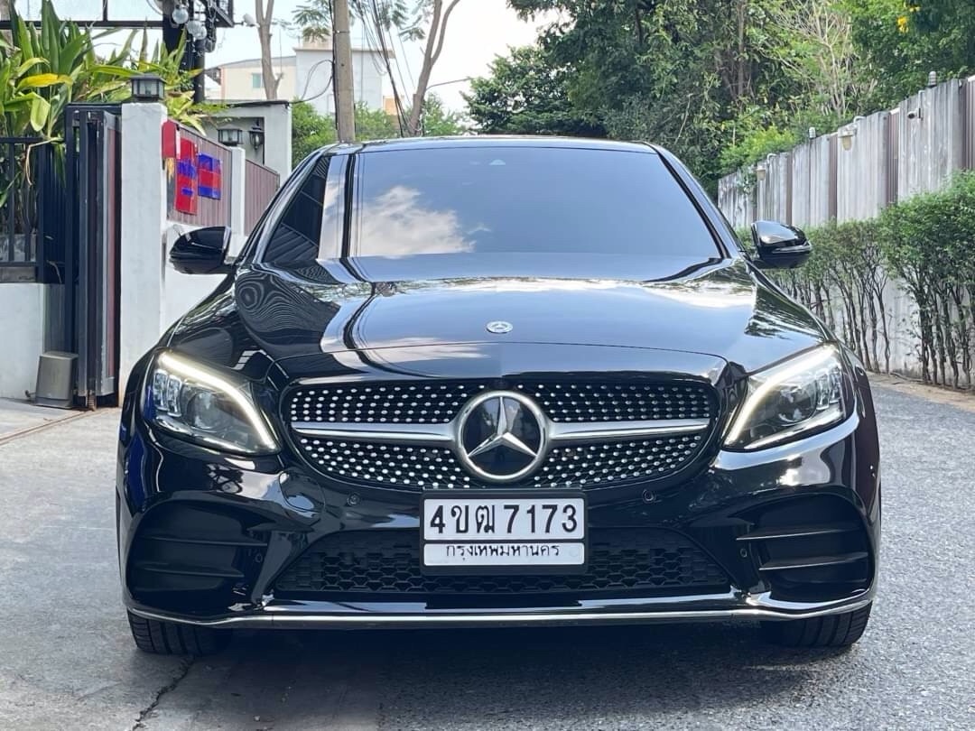 2019 Mercedes-Benz C-Class C 350 e AMG สีดำ