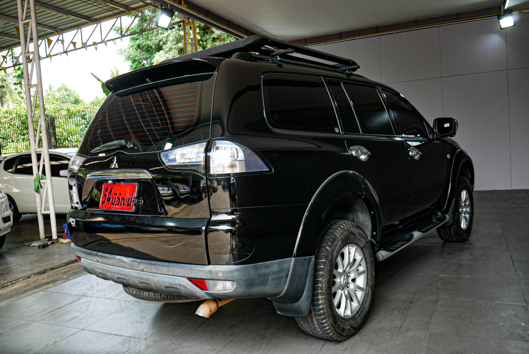 MITSUBISHI PAJERO SPORT 3.2 GT 4WD. AT ปี2011 สีดำ