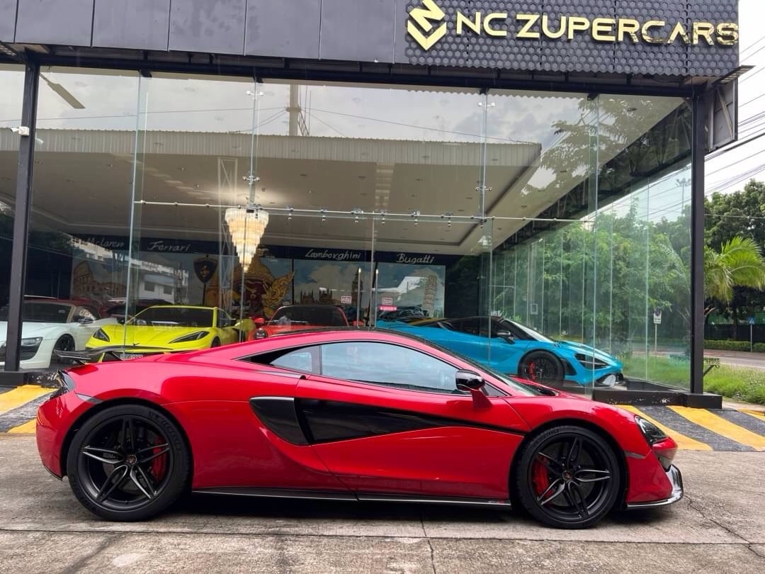 2016 McLaren 570S สีขาว