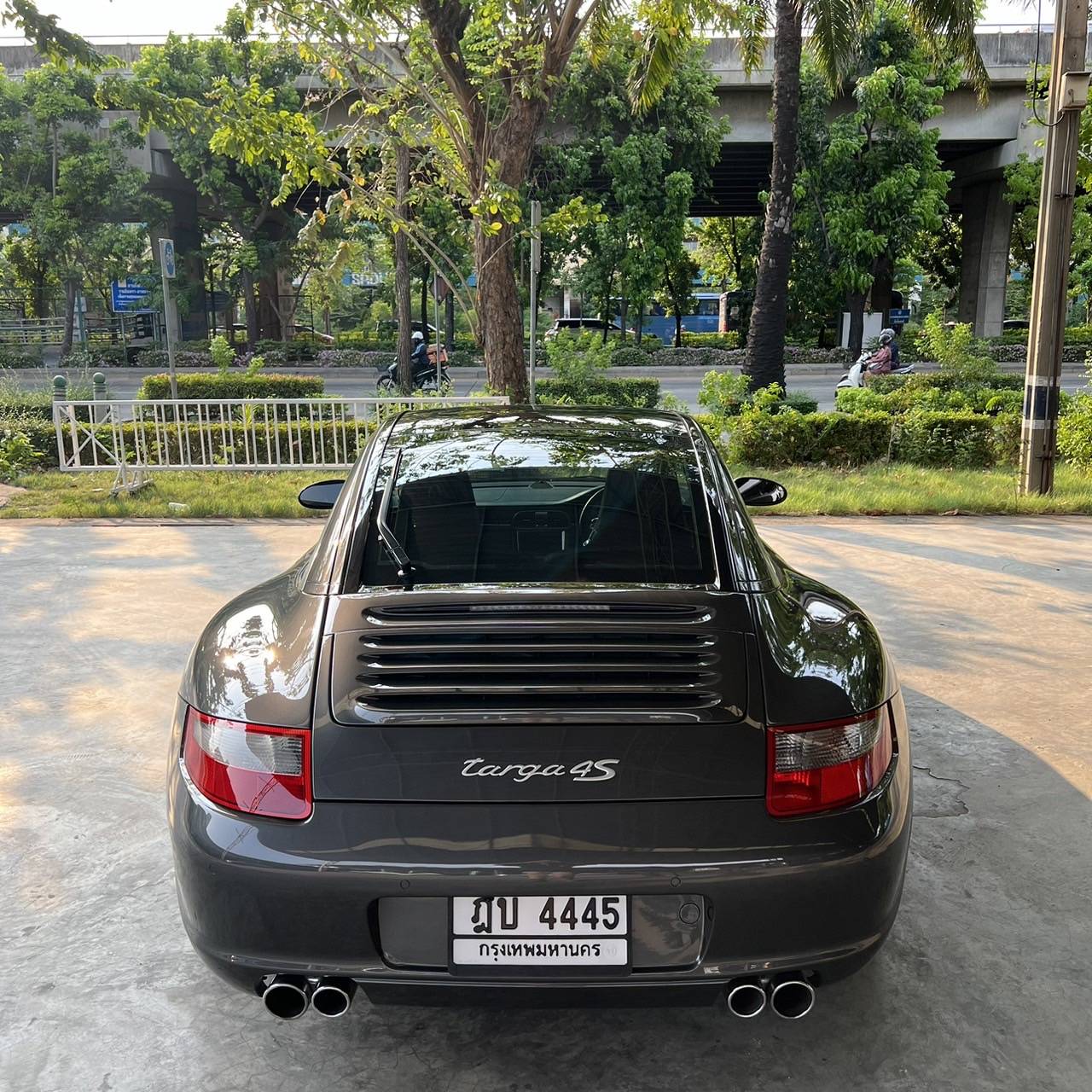 2007 Porsche 997 TARGA 4S สีเทา