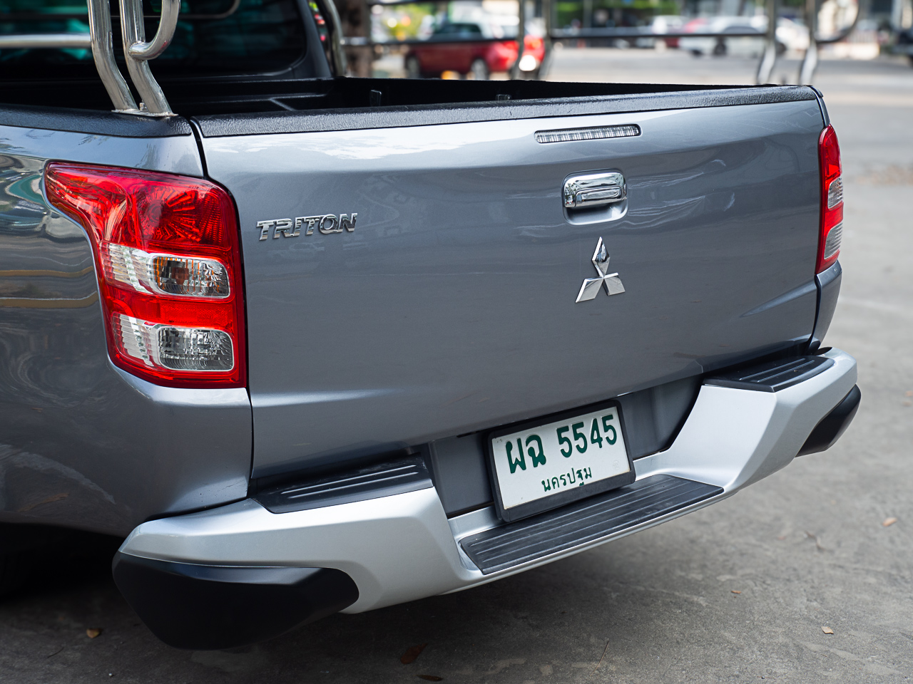 Mitsubishi Triton Mega cab