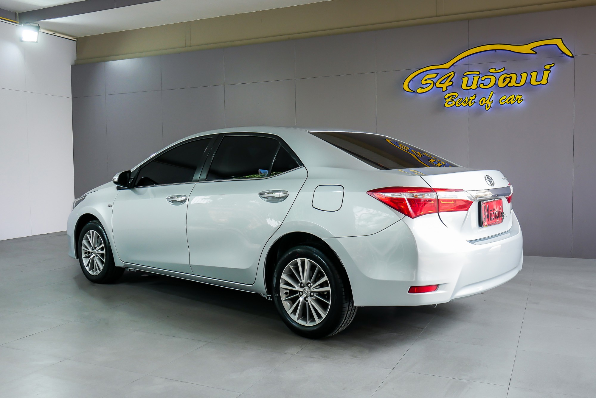 TOYOTA ALTIS 1.6 G AT สีเงิน ปี2014