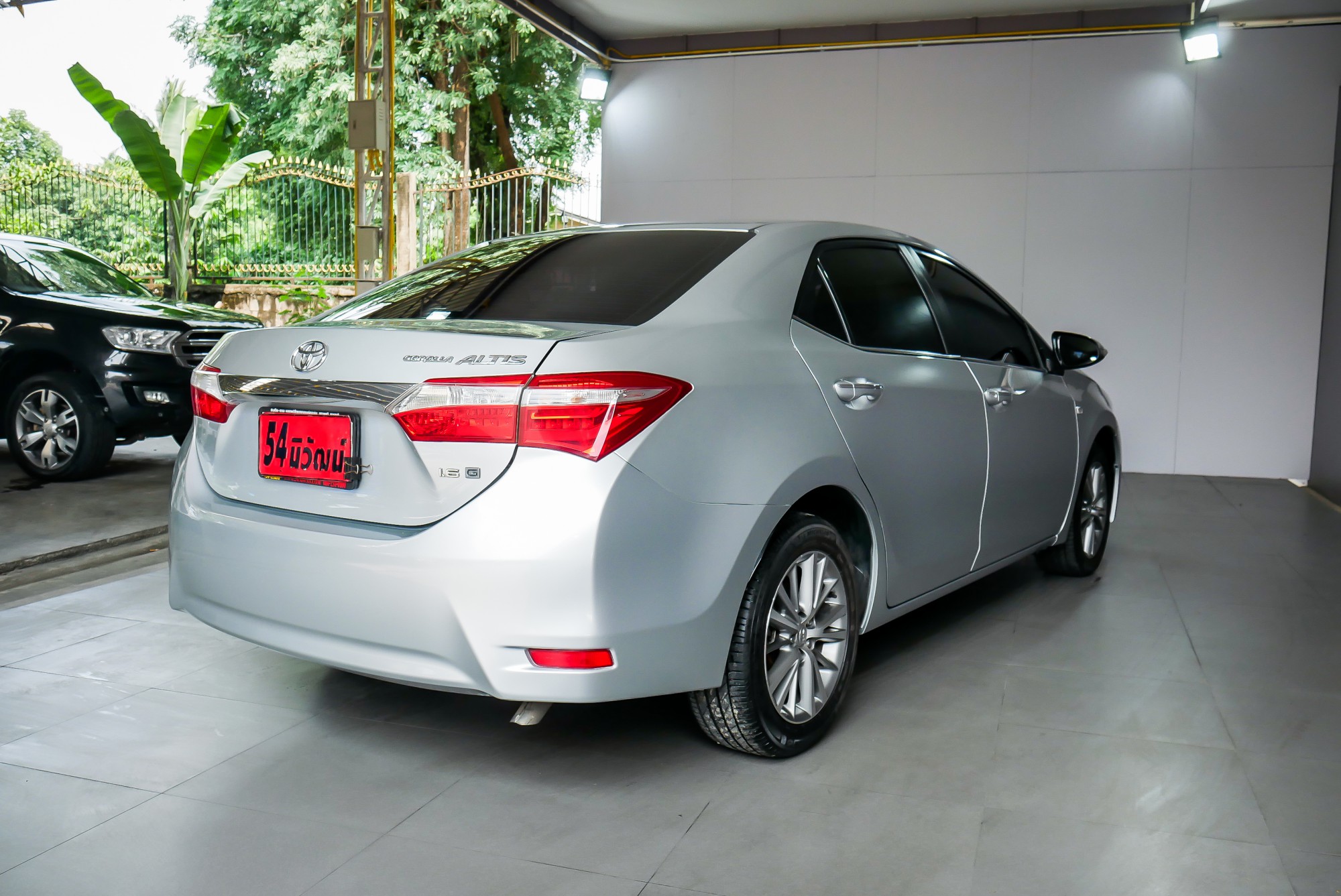 TOYOTA ALTIS 1.6 G AT สีเงิน ปี2014