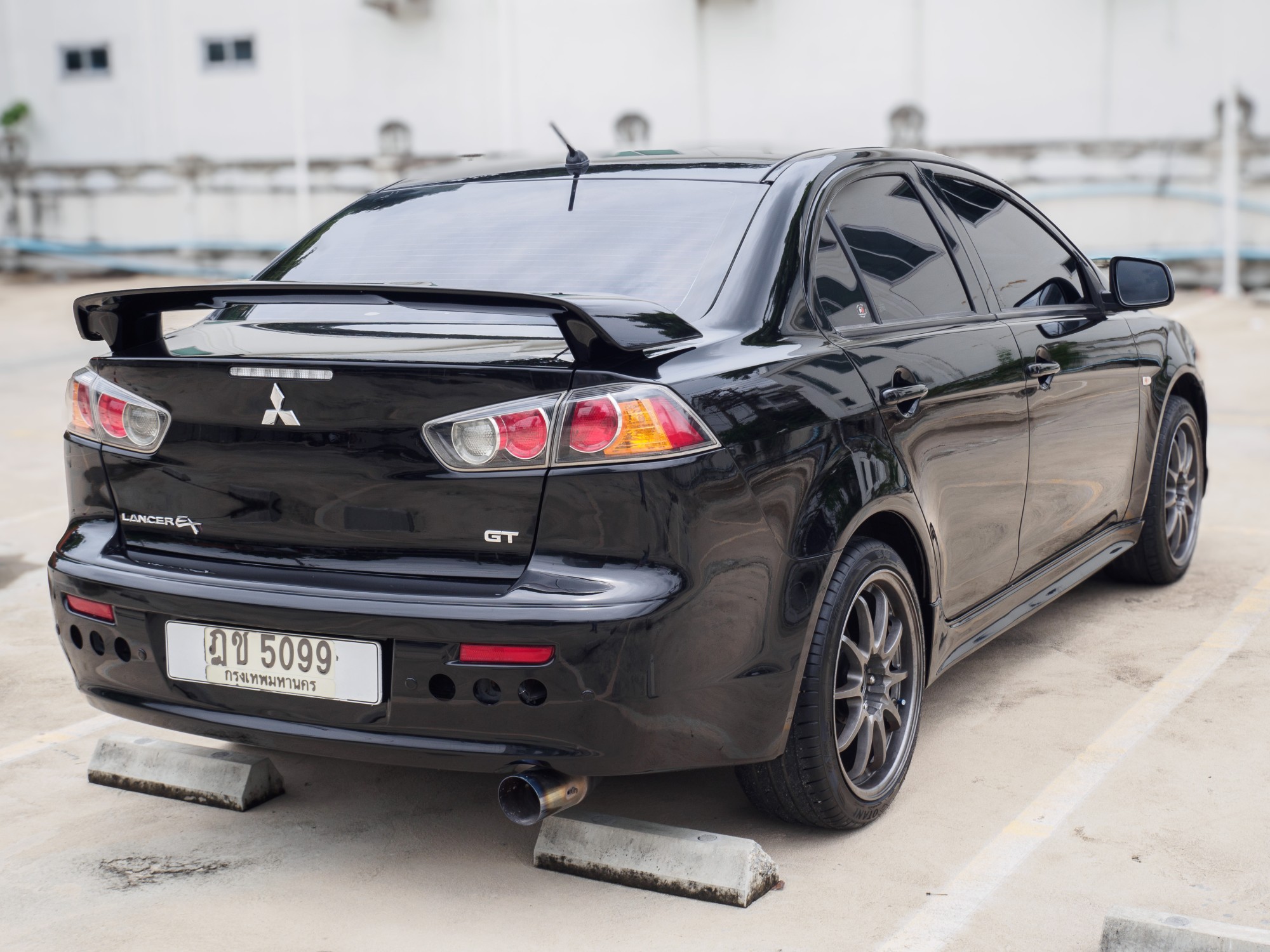 MITSUBISHI LANCER EX 2.0GT