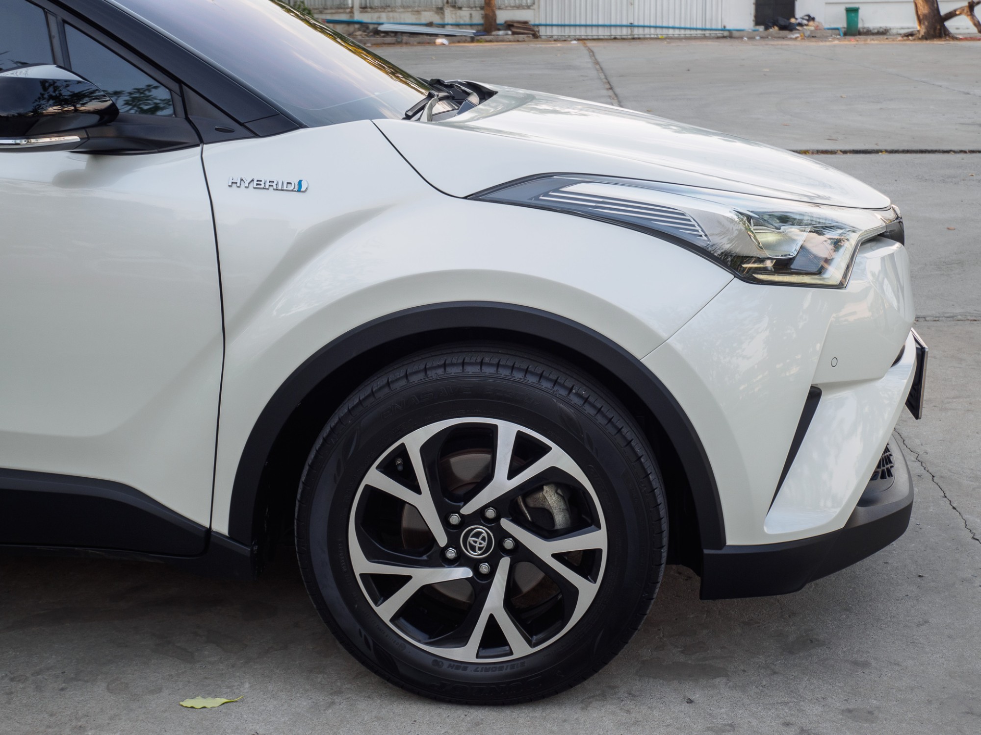 Toyota C-HR 1.8 HYBRID