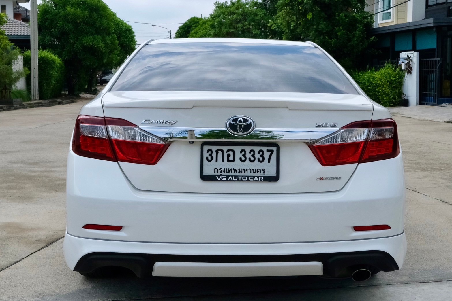 Toyota Camry Extremo 2.0G เครื่องยนต์: เบนซิน เกียร์: ออโต้ ปี: 2014 สี: ขาว