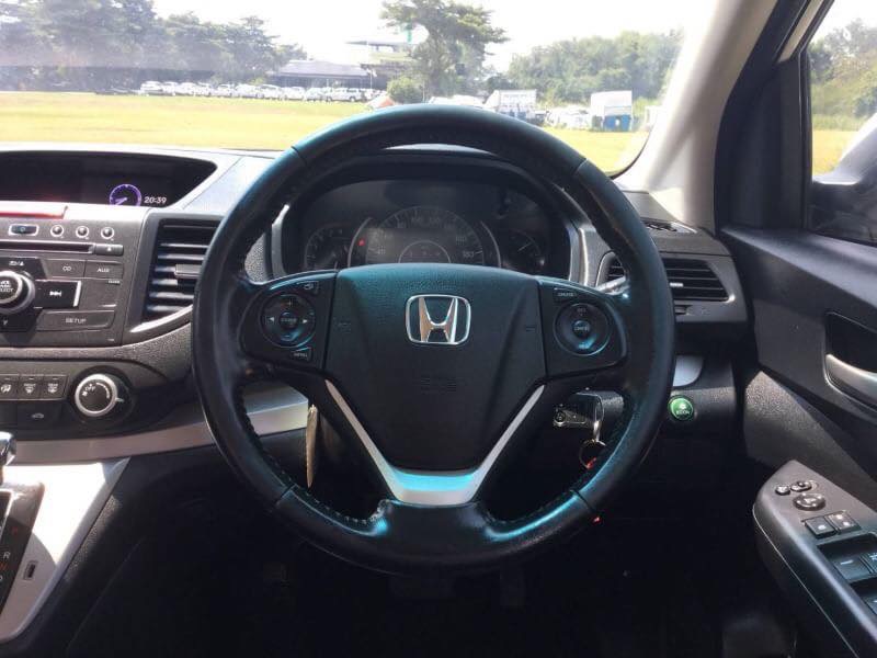 Honda CR-V ปี 2014 สีขาว