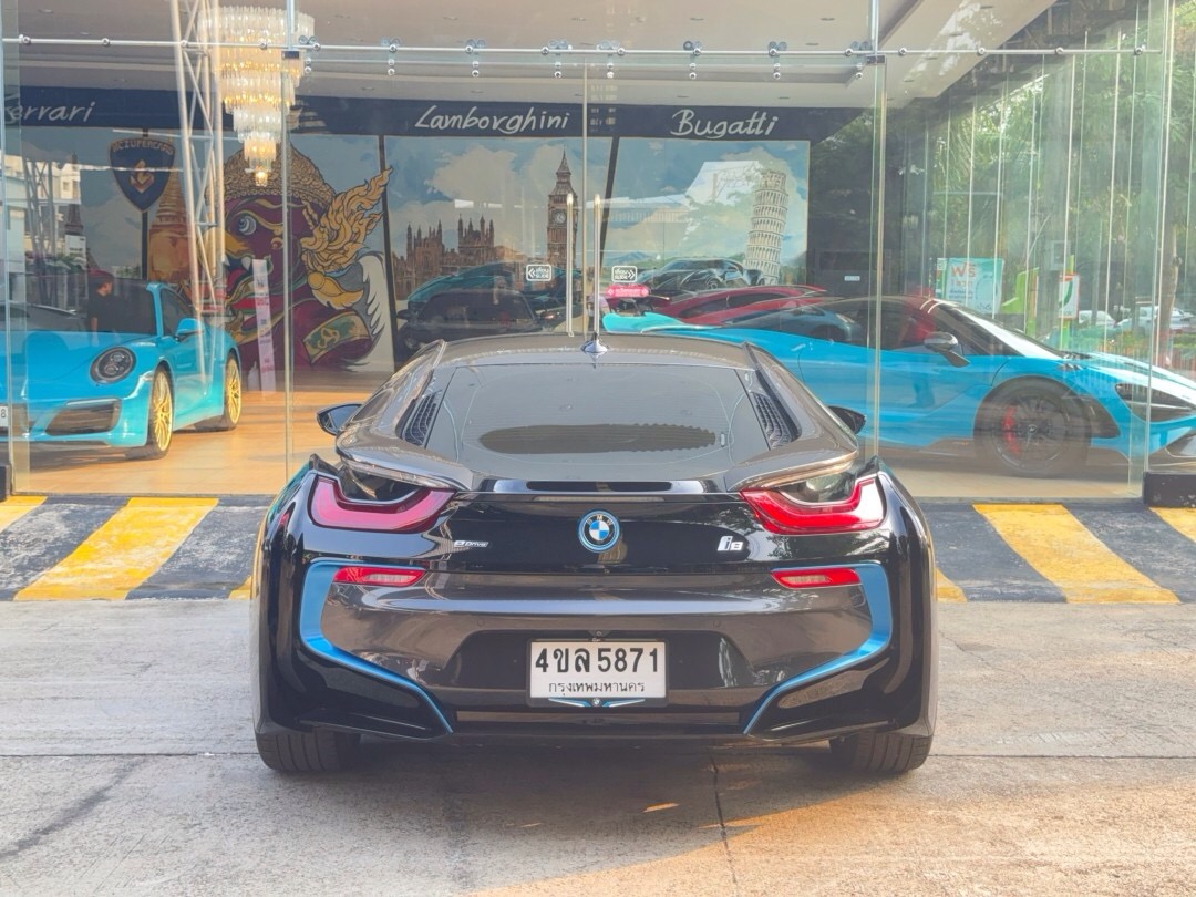 2015 BMW i8 สีเทา