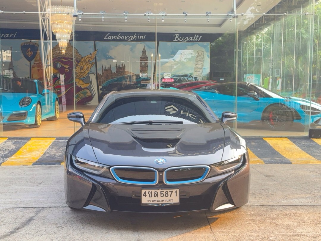 2015 BMW i8 สีเทา