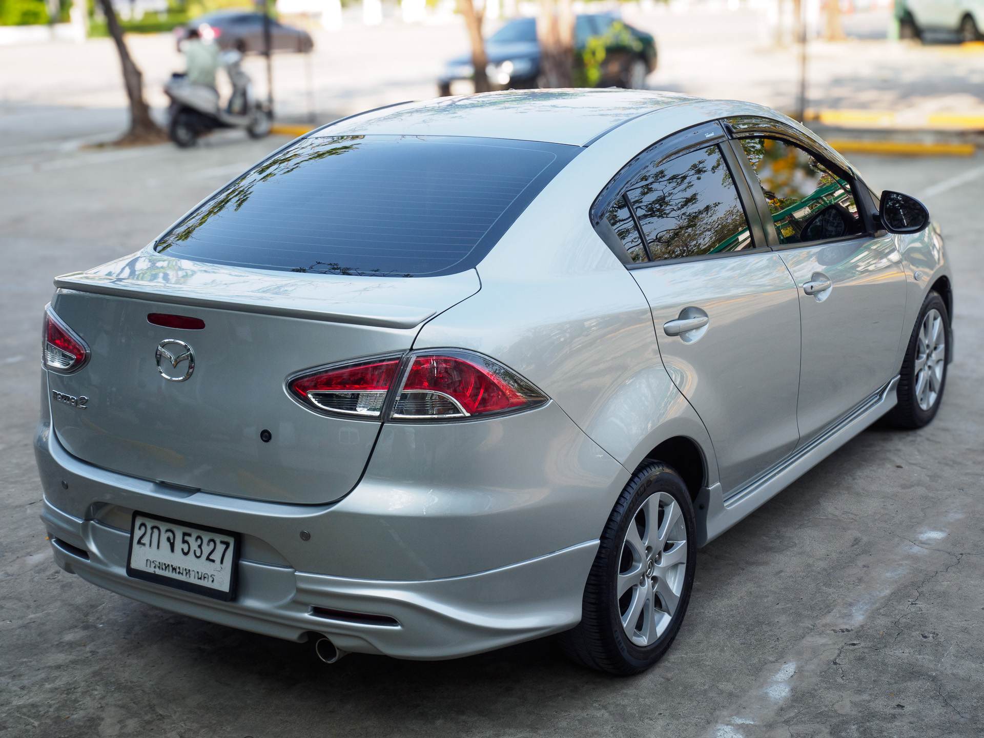 Mazda 2 Elegance (4 ประตู)