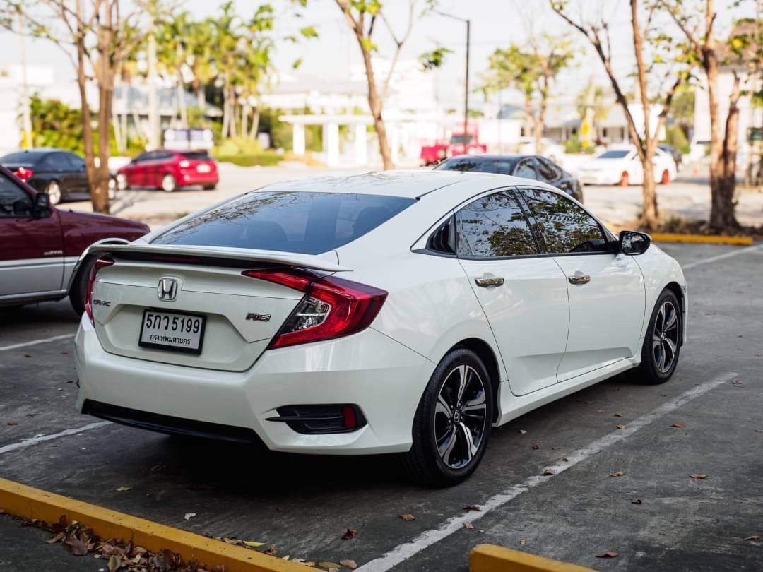 2017 Honda Civic Sedan สีขาว