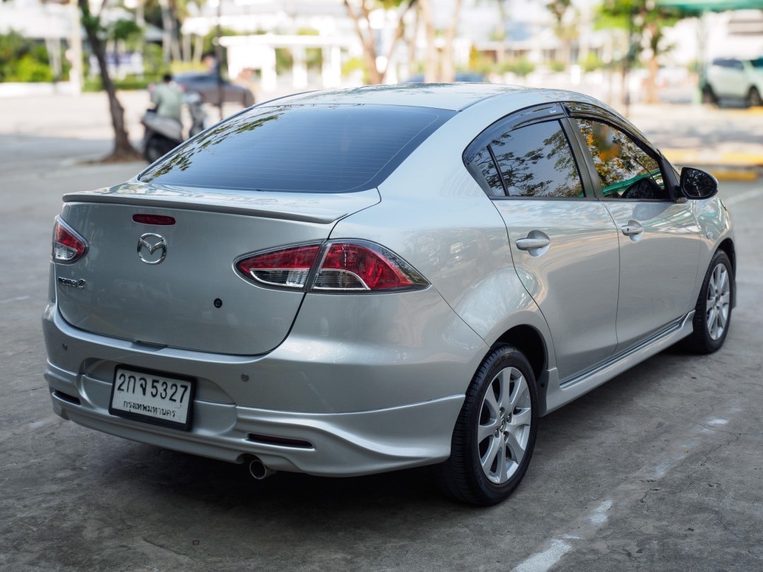 2013 Mazda 2 Elegance (4 ประตู) สีเงิน