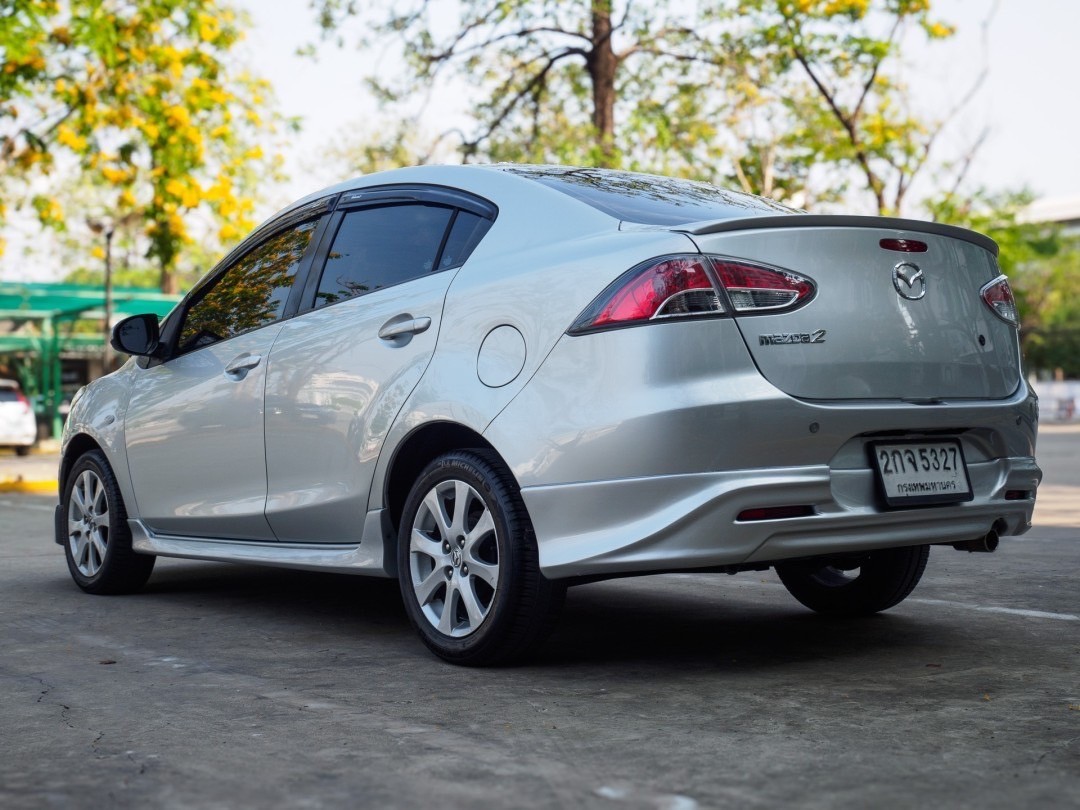 2013 Mazda 2 Elegance (4 ประตู) สีเงิน